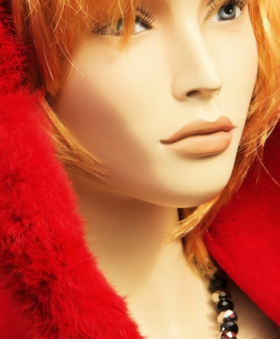 The Feminine Nose: Fantastic Plastic